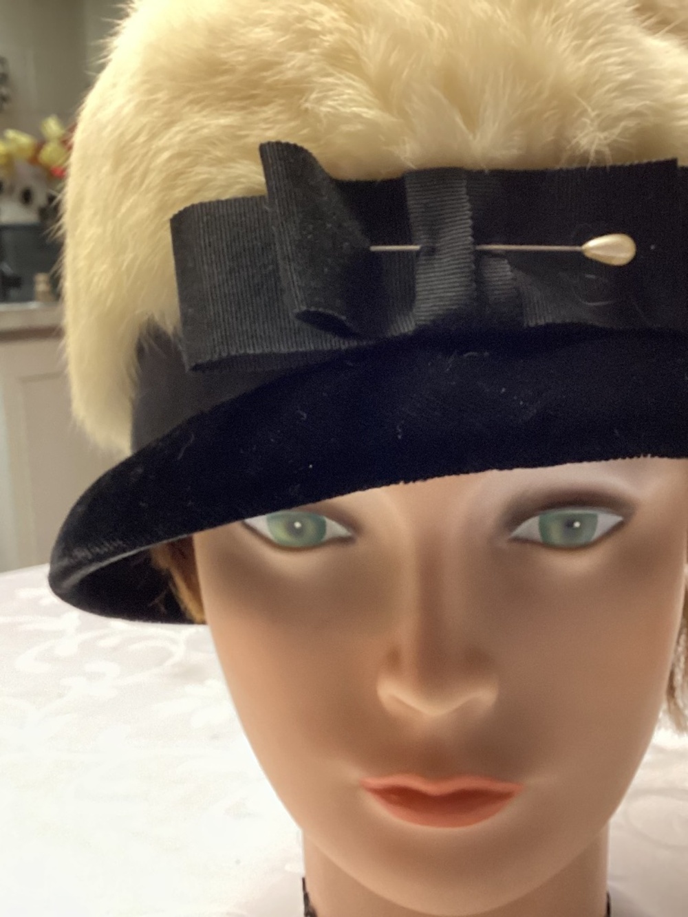 White fur hat by famous furriers PROJANSKI. ROCHESTER NY